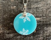 Snowflake White on Blue Broken Pyrex Jewelry Pendant with Stainless Steel Necklace