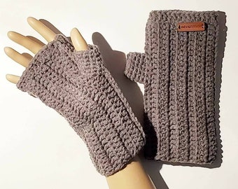 PDF Handmade crochet fingerless gloves pattern with thumbs