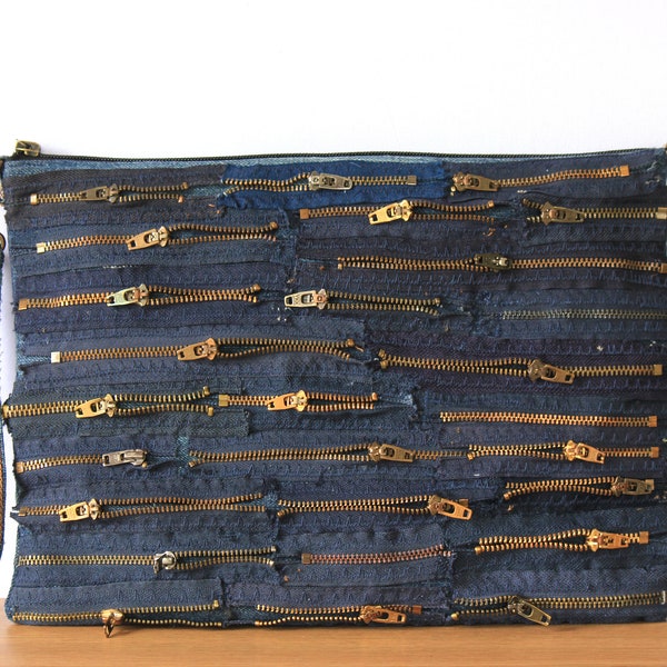 Rits kunst unieke clutch, OOAK designer clutch, Reclaimed denim tas, Distressed jeans handtas, Denim schoudertasje, zakje