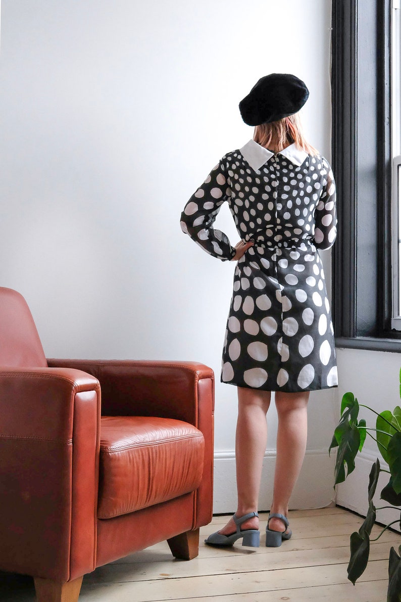 Vintage 1960s mod polka dot dress image 4