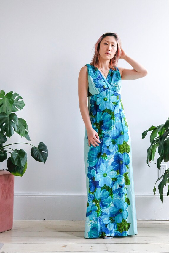 Vintage 1970s Blue floral Hawaiian maxi dress