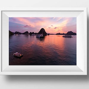 Impressão do pôr do sol na Baía de Halong: Fotografia de paisagens do Vietnã