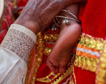 Indian Wall Art, Colorful Photo of Indian Woman Feet, Varanasi Street Photography, Woman Feet Photo, Images of Woman Foot, Female Feet Decor