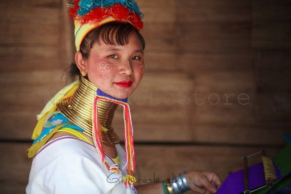 Thailand, Chiang Mai, Karen Long Neck hill tribe village (Kayan Lahwi), Long  Neck young girl in
