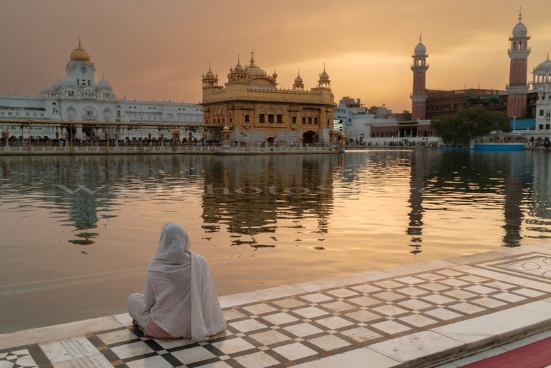 Sikh Woman Meditating, Golden Temple, Amritsar, Holy Lake, Sikh Photo, Sikhism, Yoga Wall Art, India Fine Art Print, India Photography image 1