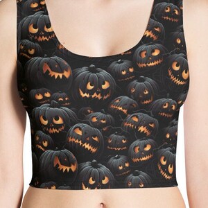 Haut court à motif Jack-O-Lantern