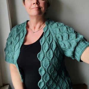 Tunisian Crochet PATTERN for cropped Cardigan. Leaf Spades Motif. Brioche Design. Free Video Tutorial, easy Instructions. Embossed Leaves image 5