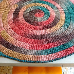 PATTERN for Tunisian Crochet Spiral Rug. Vortex look, Size adjustable to Blanket. Self striping yarn. Easy Instructions, Link to Video image 3