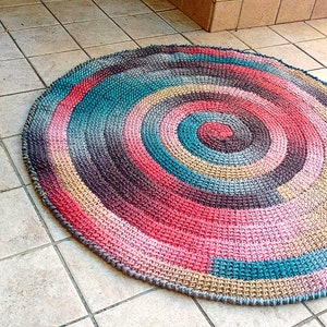 PATTERN for Tunisian Crochet Spiral Rug. Vortex look, Size adjustable to Blanket. Self striping yarn. Easy Instructions, Link to Video image 8