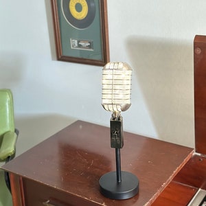 Illuminated Microphone Lamp Personalized Gift Retro Microphone Light Gift for Musician Microphone Lamp Accent Light image 7