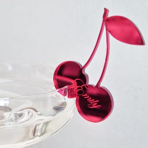 Zawieszka do drinków na wesele w kolorze wiśniowo-szampanowym l Zawieszki do drinków na wieczór panieński l Nowoczesne zawieszki do drinków l Zawieszka do drinków wielokrotnego użytku l Niestandardowe zawieszki do drinków