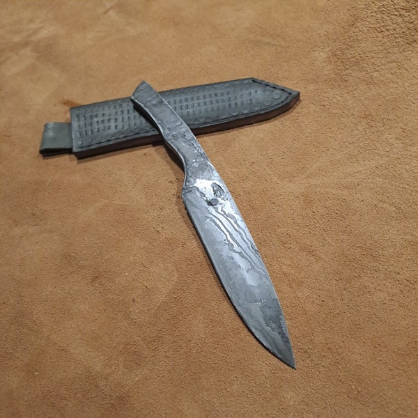 Hand forged damascus steel "Companion" EDC/Bushcrafter with sheath