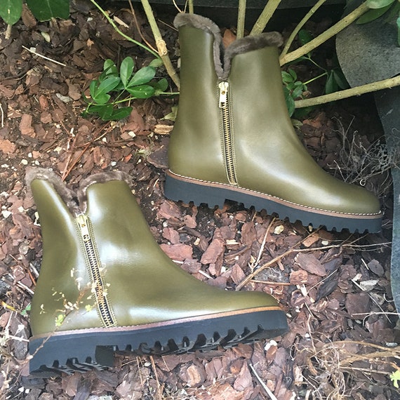 Bottines fourrées cuir kaki, boots fourrées cuir vert kaki, bottines doublées mouton, bottines plates femme, bottines hiver semelle gomme, | Une Forte Résistance à La Chaleur Et Résistant à L'usure
Bottines Bottines Bottines fourrées cuir kaki, boots fourrées cuir vert kaki, bottines doublées mouton, bottines plates femme, bottines hiver semelle gomme, | Une Forte Résistance à La Chaleur Et Résistant à L'usure
b439ea