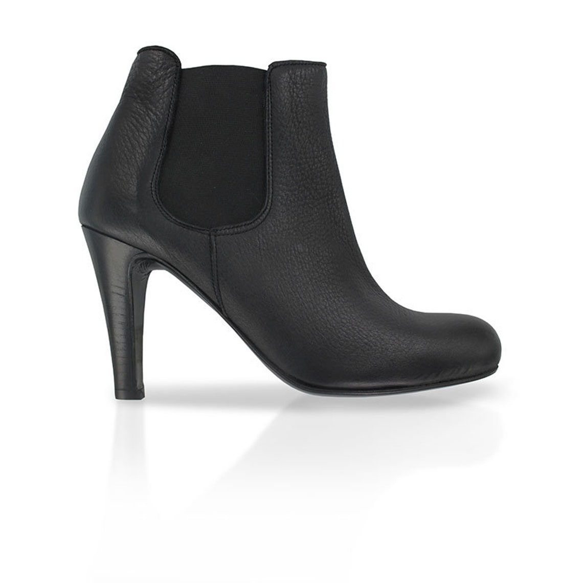 chelsea boots black friday sale