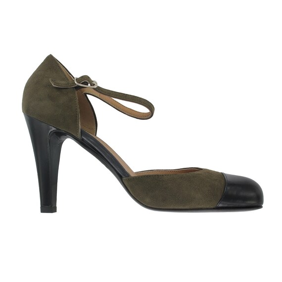 Escarpin bicolore en cuir kaki, Chaussure femme daim kaki , Escarpin bride cheville cuir kaki, Chaussures femme Italie, escarpin vert | Sale Online
Escarpin Escarpin Escarpin bicolore en cuir kaki, Chaussure femme daim kaki , Escarpin bride cheville cuir kaki, Chaussures femme Italie, escarpin vert | Sale Online
a7ba19