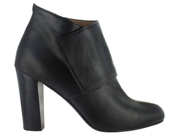 Black leather ankle boots, Women leather boots, Handmade in Italy, Women mid heel boots , Designed in Paris, low boots , Carine