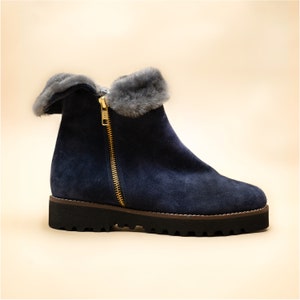 Sheepskin lined ankle boots, navy blue leather fur boots, woman sheep lined ankle boots, woman fur booties, woman ankle booties