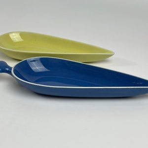 Paire de plateaux de service « Gefyr » par Stig Lindberg pour la fabrique de porcelaine Gustavsberg dans les années 50 - Moderne scandinave du milieu du siècle