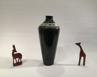 Jarrón sueco esmaltado en verde: Yngve Blixt Chamotte, decoración escandinava de los años 60