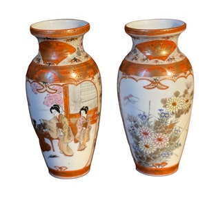 Pair of Japanese Kutani vases, decorated in orange and gold
