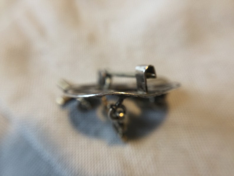anchor and heart 1930s Norwegian so called solje hope and love silver brooch Faith 830 silver circle with dangling silver cross