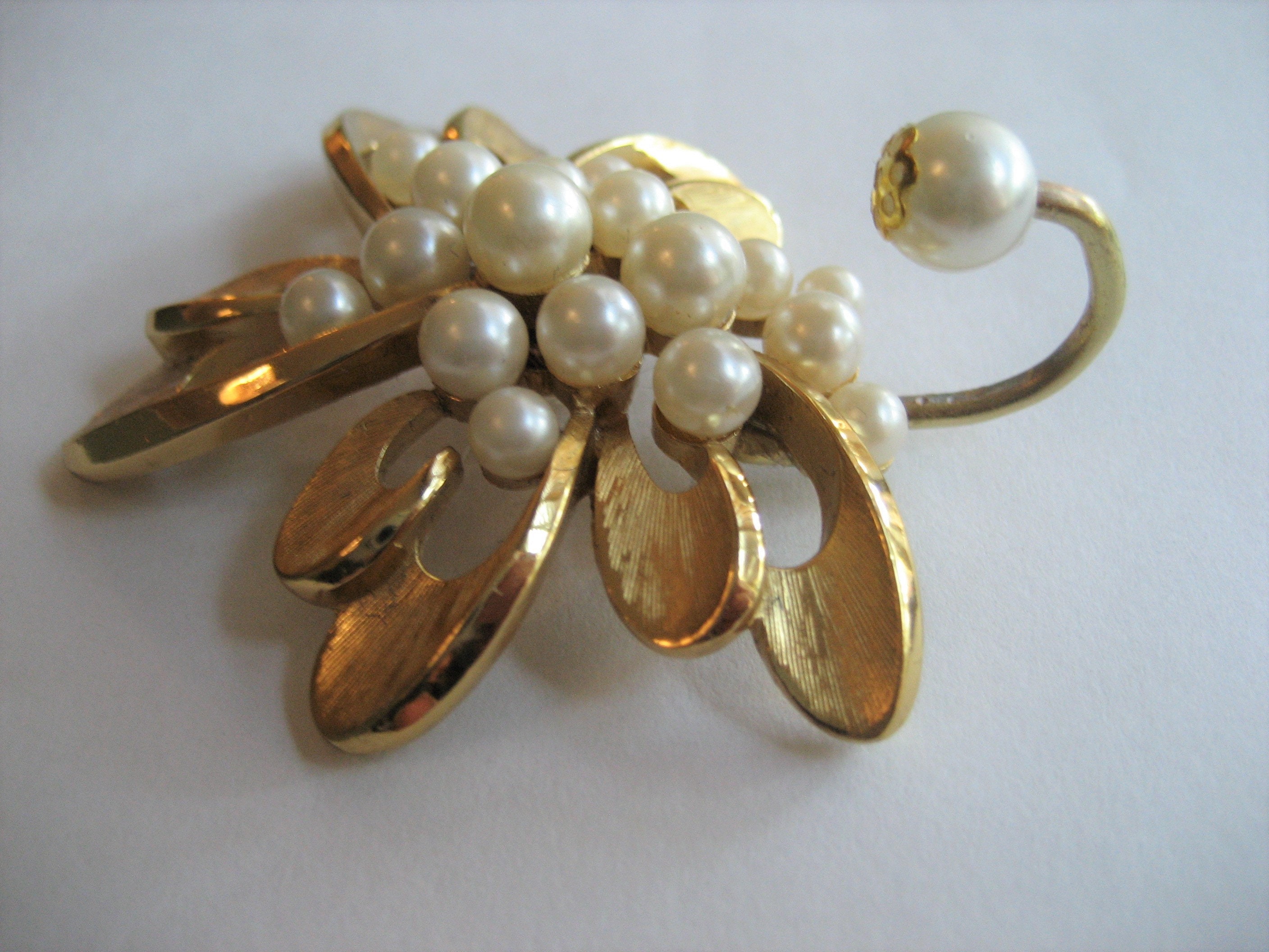 Magnetic Portuguese Knitting Pin Vintage Trifari Pearls Gold - Etsy.de
