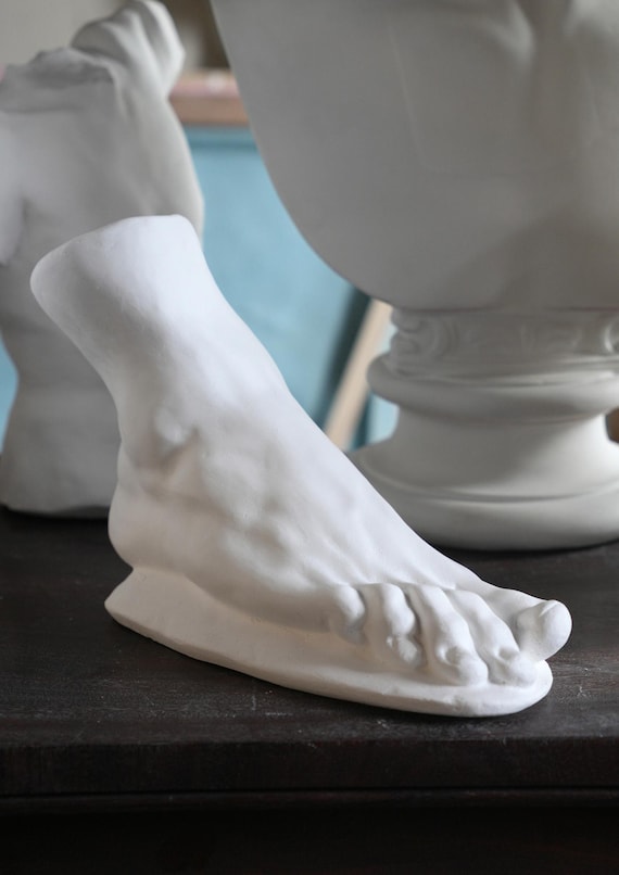手作りの石膏像の足の彫刻、ジャン・ロレンツォ・ベルニーニの複製