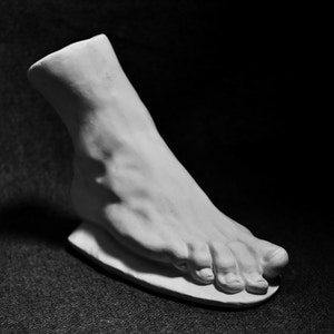 Plaster of Paris Foot sculpture by Old Master Bernini, Bronze Sculpture and Marble Carving Available image 7