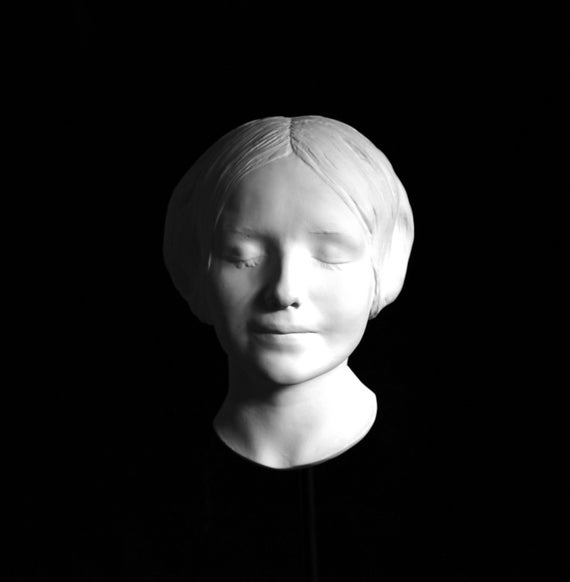 デスマスク彫刻の石膏型。セーヌ川の無名の女性、石膏壁画。 - Etsy 日本