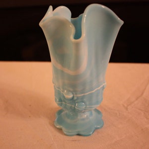 Vintage Fenton Blue Marble Blue Slag Cabbage Rose Handkerchief Vase 9254 MB image 7