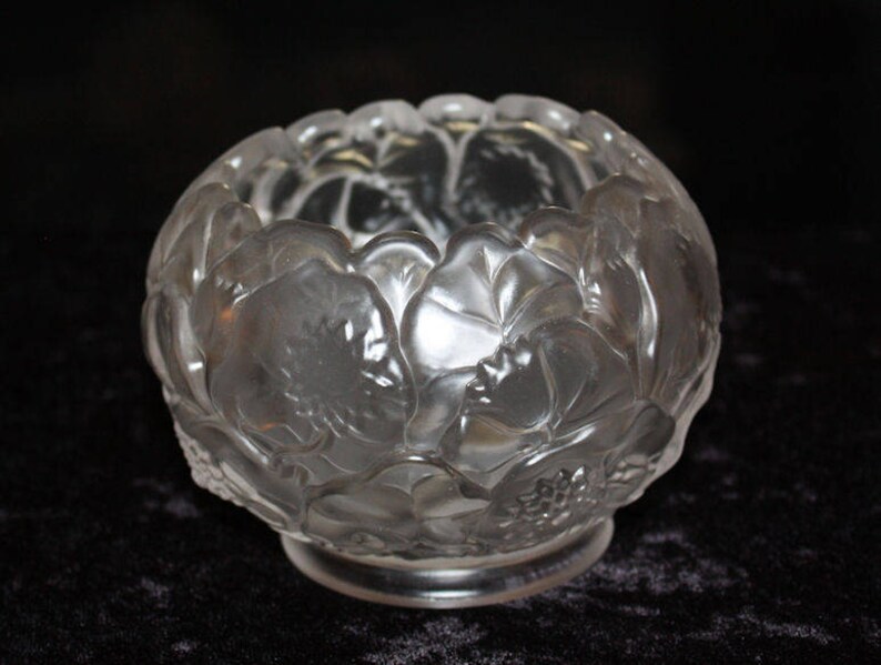 Vintage Fenton Crystal Velvet Water Lily Rose Bowl 8429 VE image 8