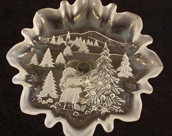 Vintage Mikasa Footed Holiday Classic Bon-Bon Dish