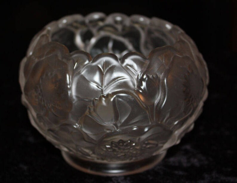 Vintage Fenton Crystal Velvet Water Lily Rose Bowl 8429 VE image 6
