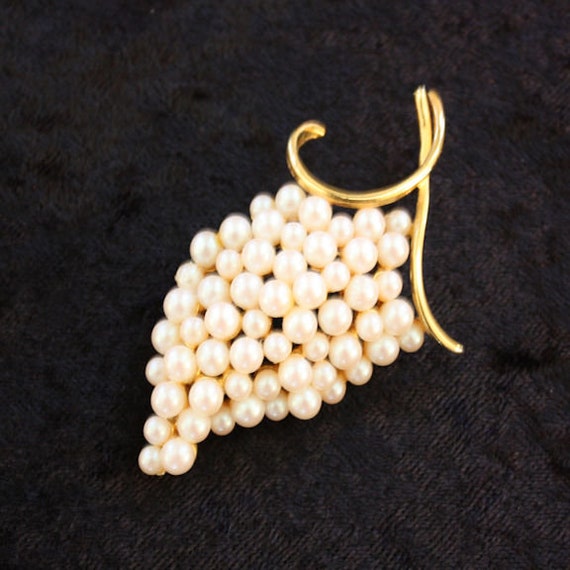 Vintage Napier Gold Plated Faux (Glass) Pearl Gra… - image 1