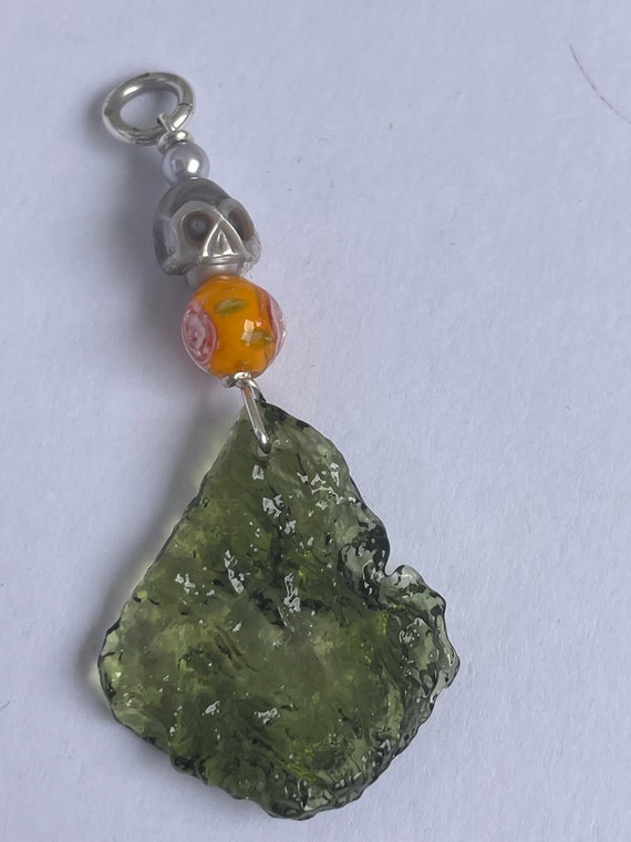 Large piece of green Moldavite, and sterling silv… - image 4