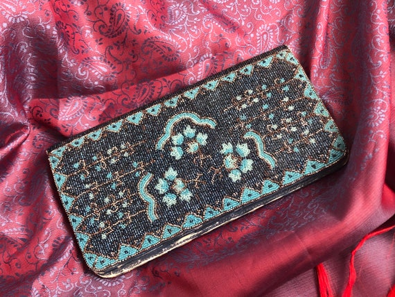 beaded wallet blues Antique from 1930s Hand beadw… - image 4