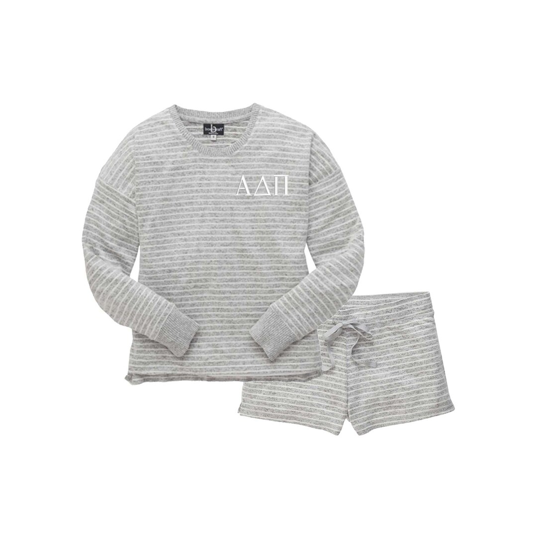 Alpha Delta Pi, Cuddle Boxer Crewneck y Boxer Pj Set, pijamas suaves y ...