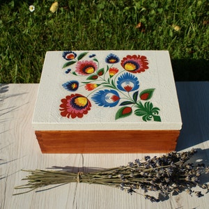 rustic tea box, wooden tea box, memory box, keepsake box, tea organizer, wooden box, jewelry box, folk box, decoupage box 6 compartments