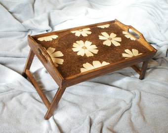 breakfast tray with legs, wooden tray, rustic tray, bed tray, breakfast table, bed table, flower tray, serving tray, pyrography tray