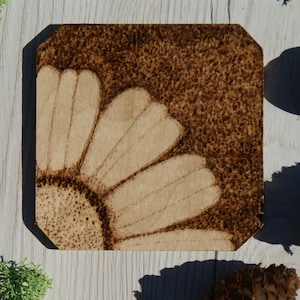 flower decor, flower coasters, wooden coasters, wooden decor, pyrography decor, rustic coaster, rustic table decoration