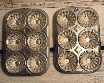 Vintage Aluminum Mini Daisy Cupcake Pan Baking Toy 6 Well 5.75 x 4 x .5