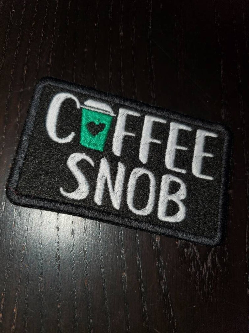 Appliqué Snob Café image 3