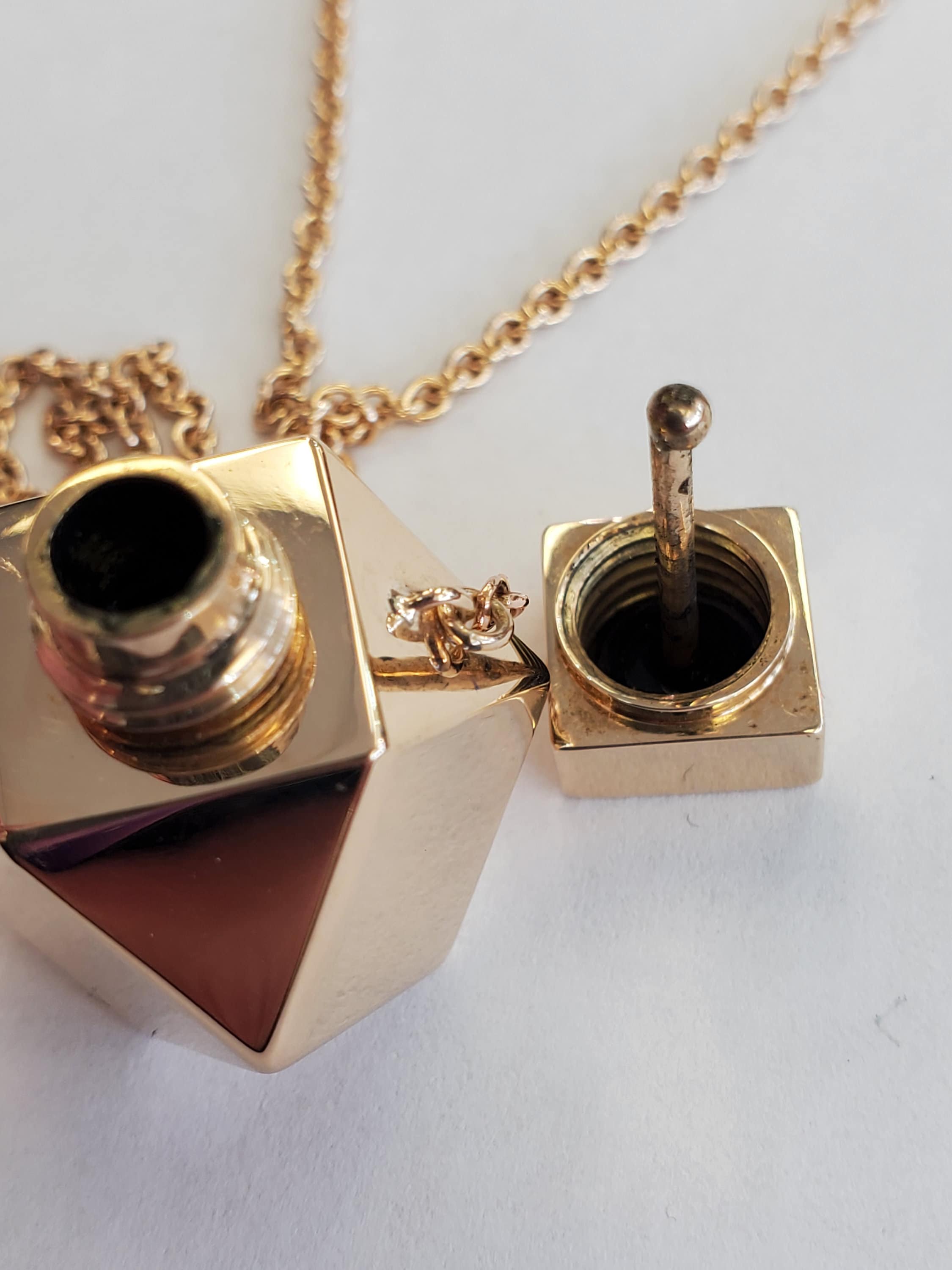 Product Image for Geometric Perfume Pendant Necklace with Dauber 14k Gold