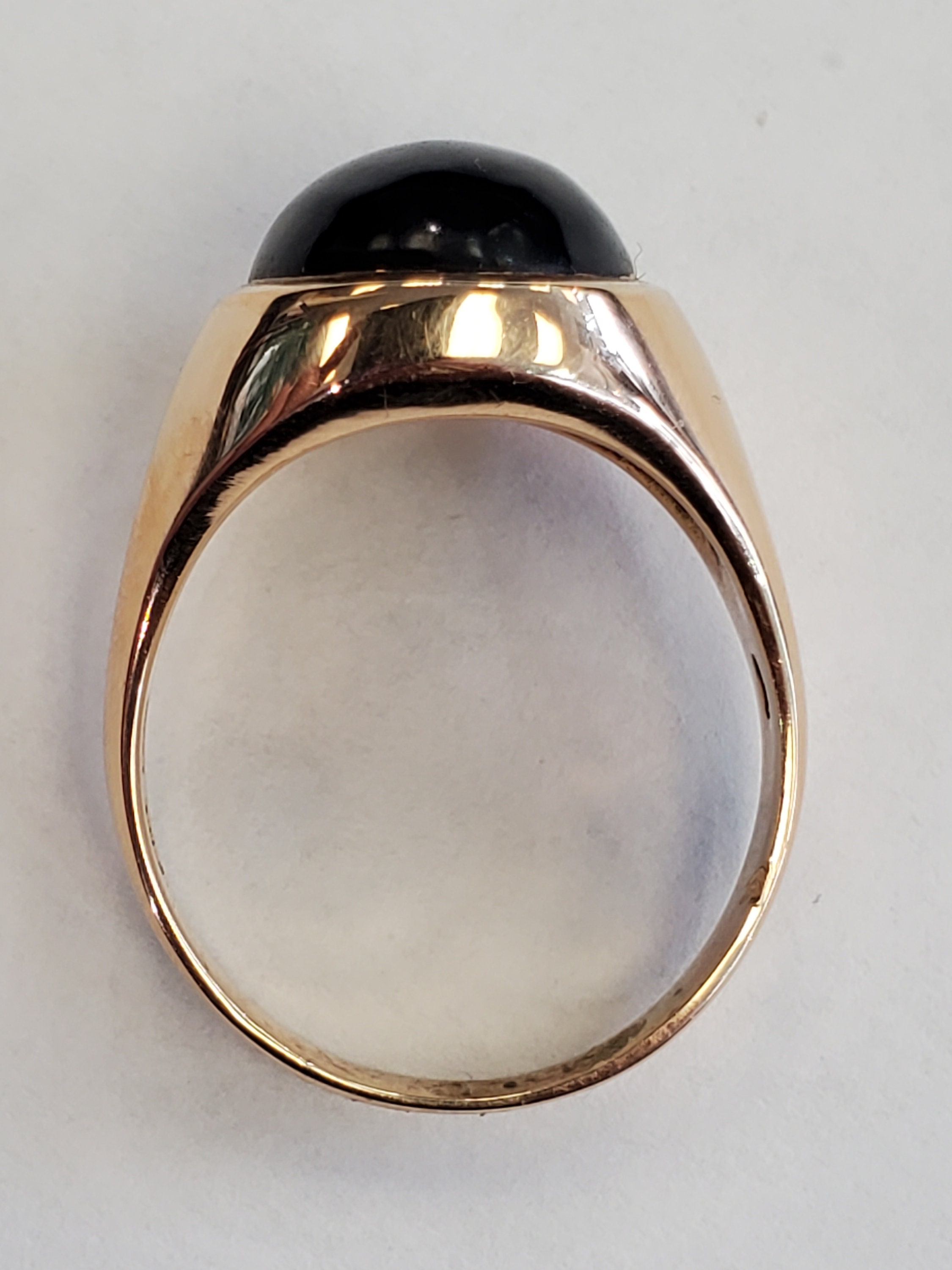 Product Image for Black Coral 7ct Ring 14k Yellow Gold Size 9.5