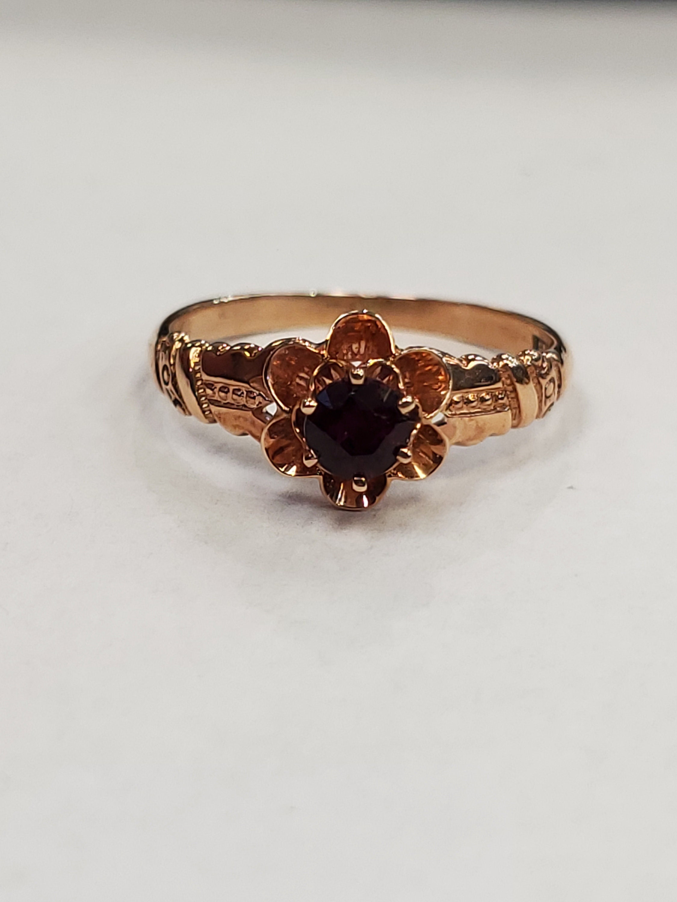 Bernot & Heger antique garnet ring in 10k rose gold size 6.5