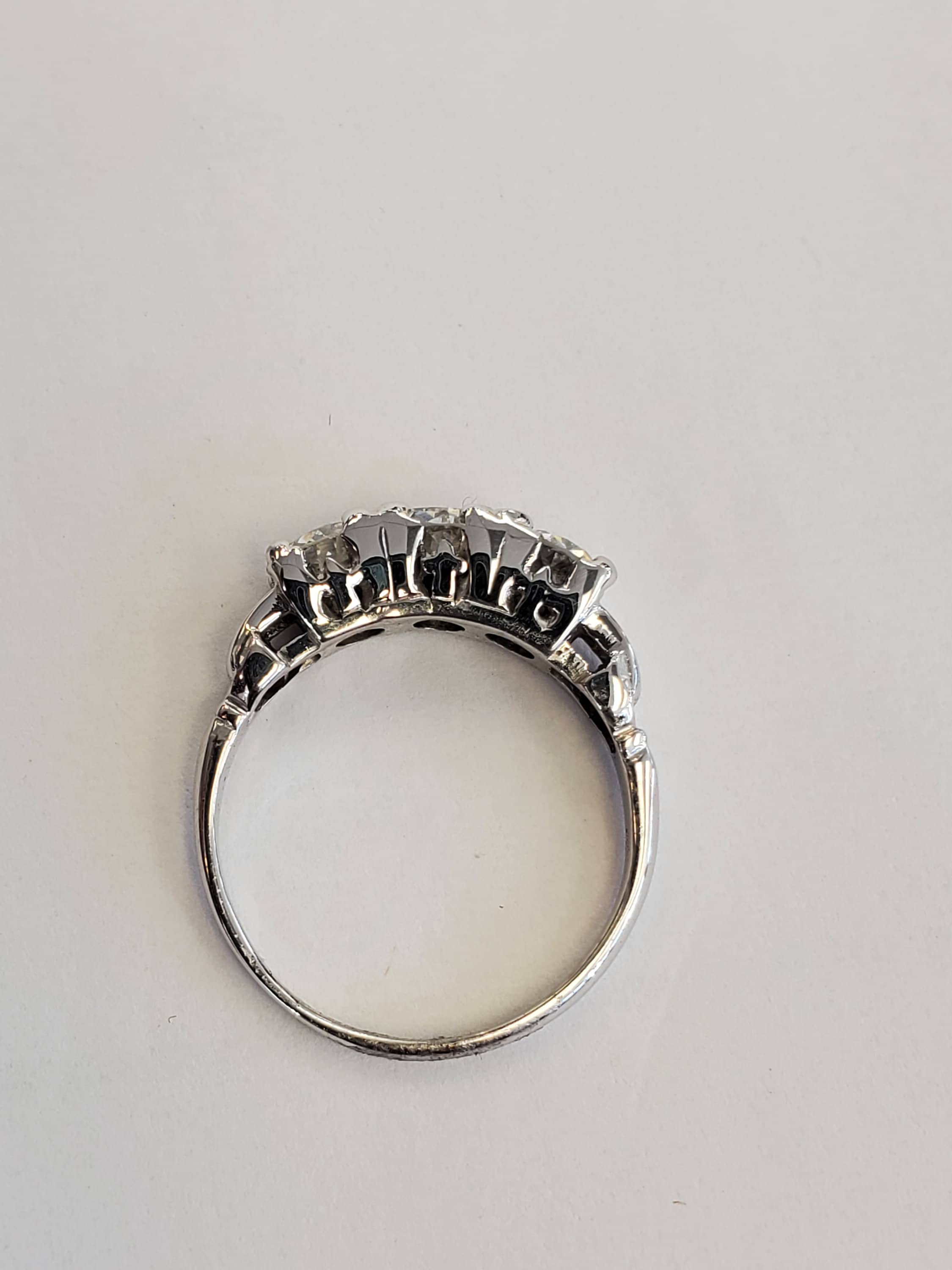 Product Image for Vintage 18k White Gold Three Diamond Old European Cut .98cttw Ring size 5 1/4