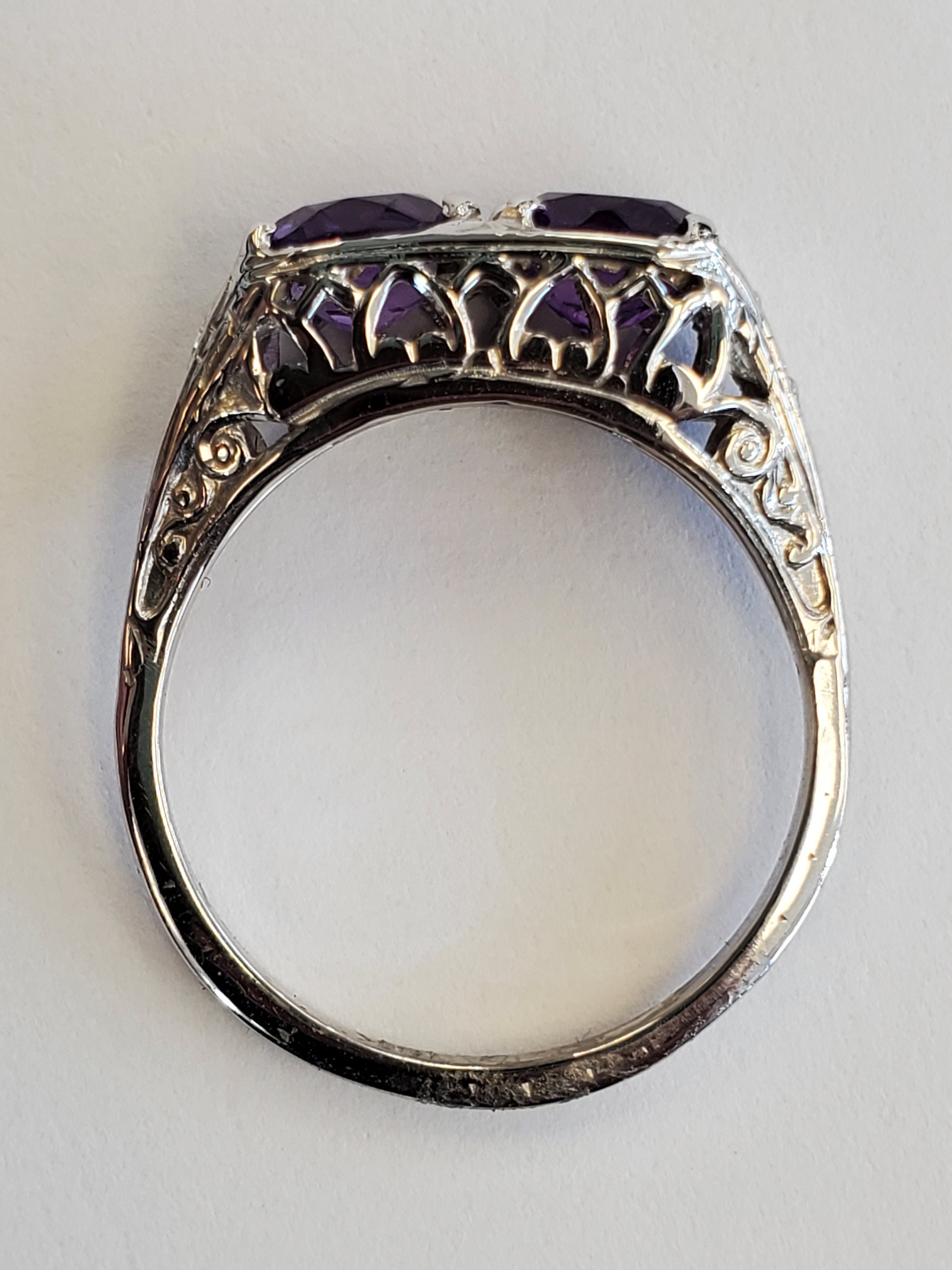 Product Image for 18k white gold amethyst and diamond filigree ring size 8