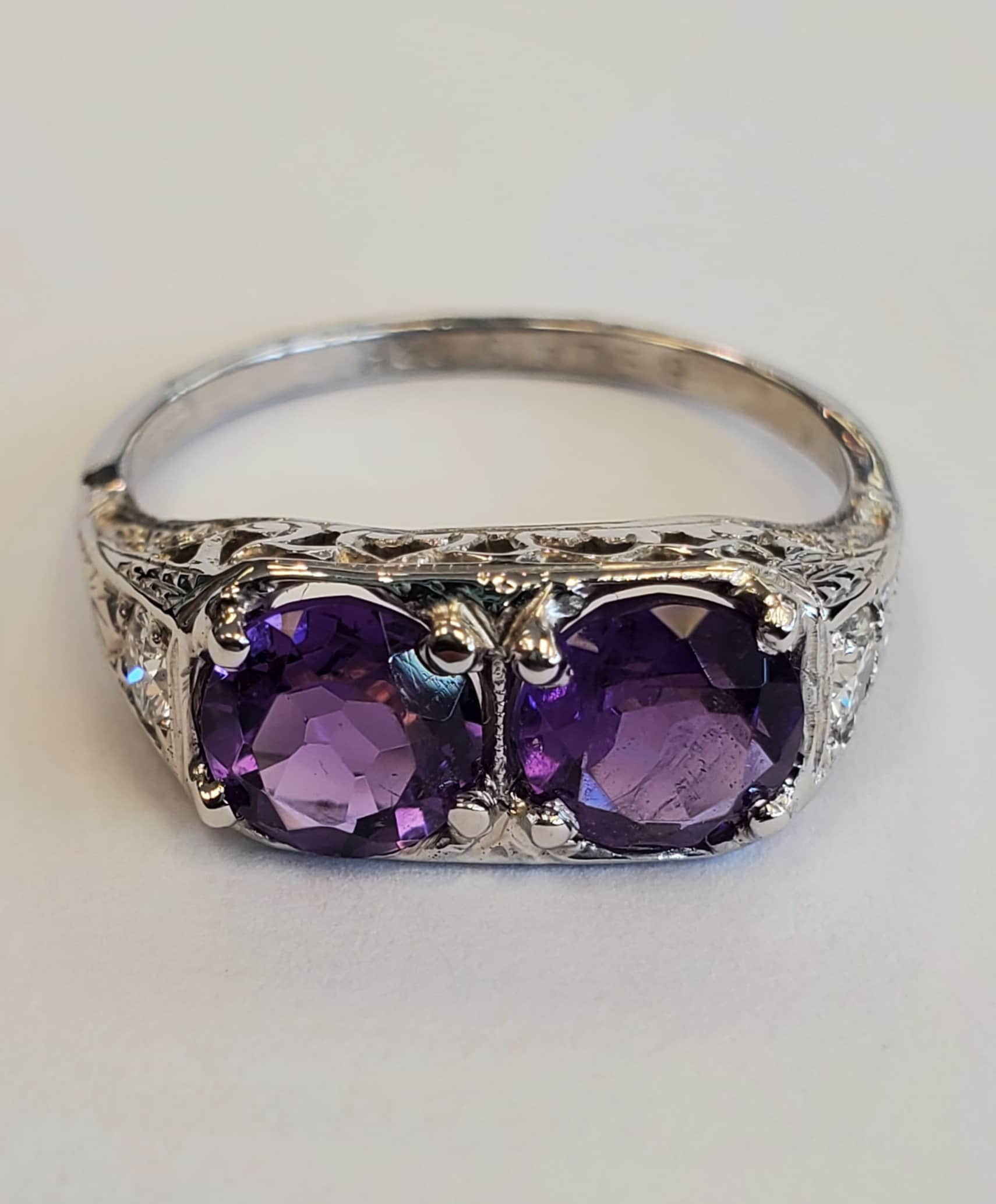 18k white gold amethyst and diamond filigree ring size 8