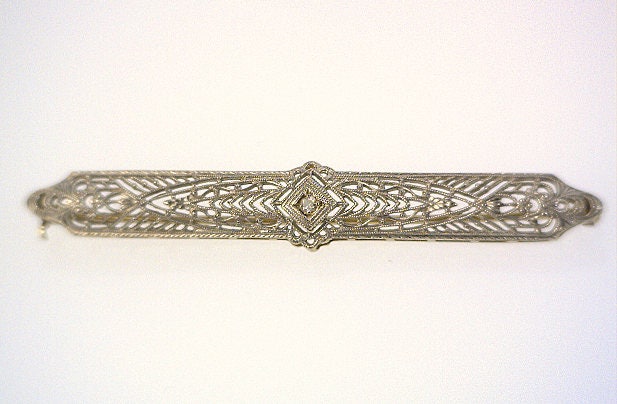 Product Image for 14K White Gold .03CTTW Single Cut Diamond Filigree Bar Pin vpl