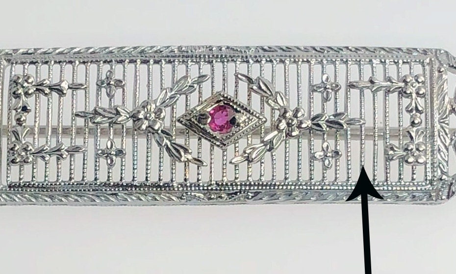 Product Image for Vintage 14K White Gold Bar Pin Brooch with Lab Created Pink Sapphire vpl
